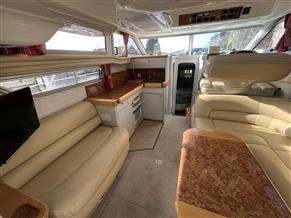 Sealine 330 Statesman