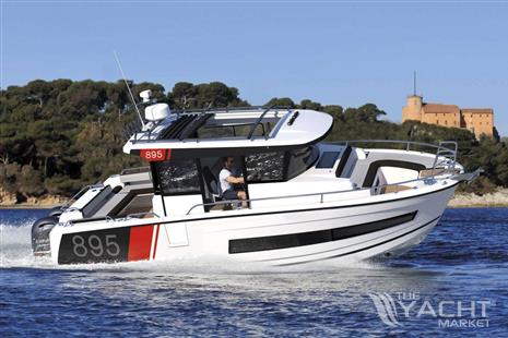 JEANNEAU MERRY FISHER 895 SPORT