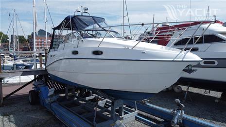 Sealine S23 Sports Cruiser - Sealine S23