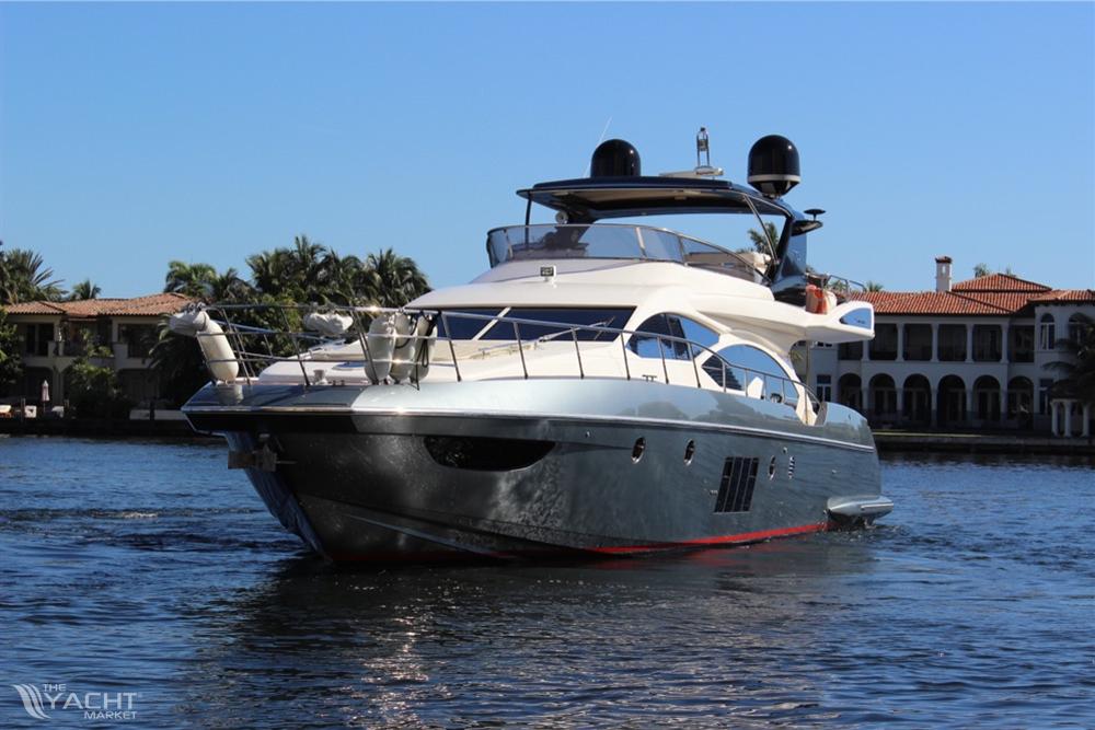 2012 Azimut