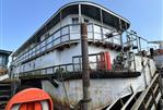 Lighter Barge Houseboat - Stern