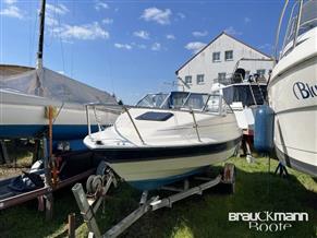 Bayliner Capri 1952