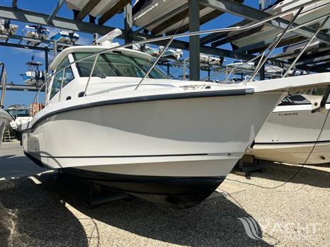 Boston Whaler 345 Conquest