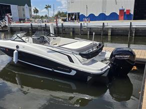 Bayliner VR5 Bowrider OB