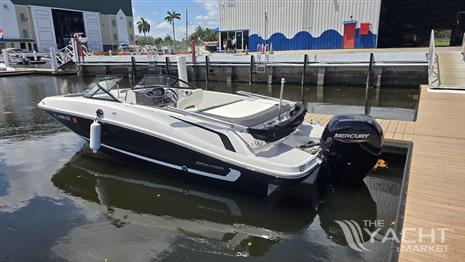 Bayliner VR5 Bowrider OB