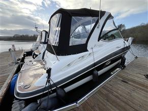 Cruisers Yachts 300 cxi Express