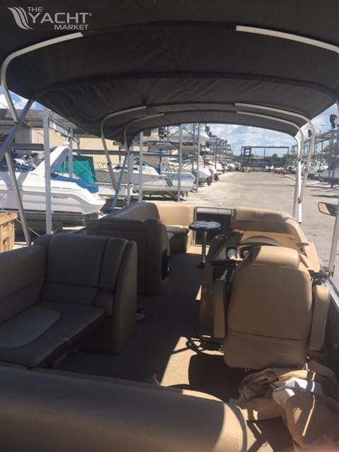 Harris FloteBote Solstice 240 2018 Used Boat for Sale in st pete