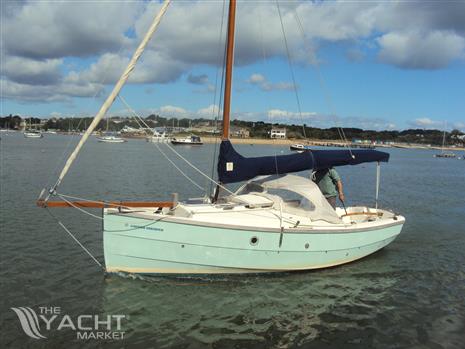 Select Yacht Group Cornish Crabber Shrimper