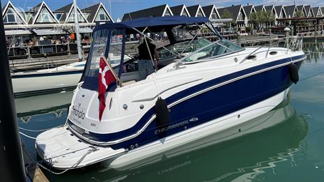 Chaparral 290 Signature