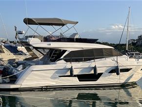 Ferretti Yachts 500