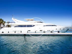 FERRETTI FERRETTI CUSTOM LINE 112