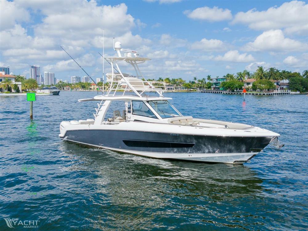 2020 Boston Whaler