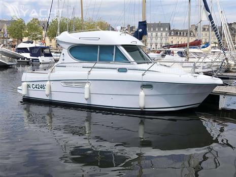 JEANNEAU MERRY FISHER 805