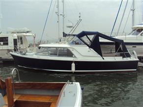 Bertram 31 Moppie