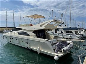 Ferretti Yachts 53