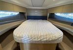 Princess V40 - 26 - Master Cabin