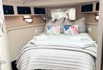 Fairline 40 - Master cabin