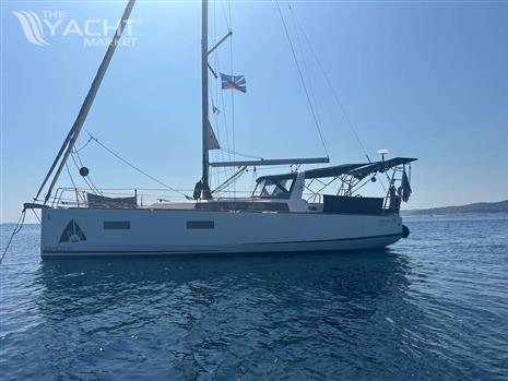 BENETEAU OCEANIS 38.1