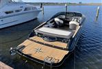 Sea Ray Sun Sport 240