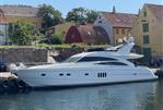 Princess 67 Flybridge