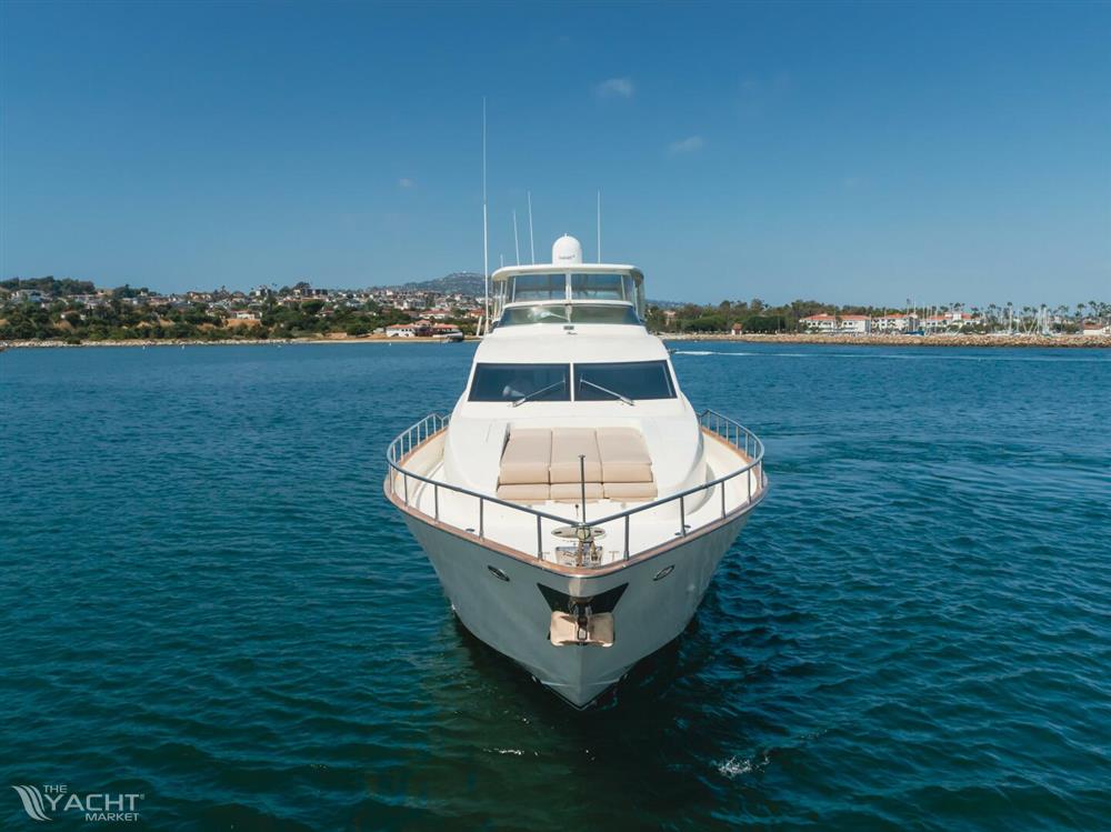 2005 Azimut