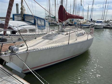 BENETEAU FIRST 27