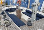 Helmsman Bosun Queen 55