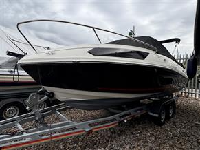 Bayliner VR5 Cuddy