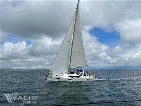 Beneteau Oceanis 41.1 - Default Image