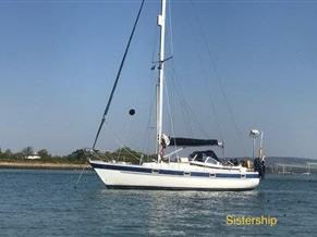 Hallberg-Rassy 352