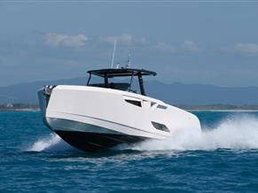 Cayman Yachts 400 WA