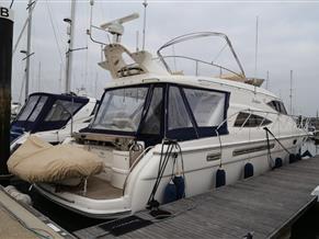 Sealine T52