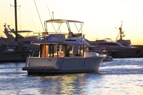 BENETEAU SWIFT TRAWLER 35