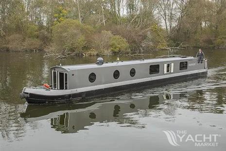 Pendle Narrowboats 60&#39; Semi Cruiser Round Stern