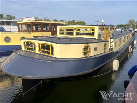 Classic Dutch Barge Replica