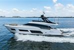 Ferretti Yachts 670