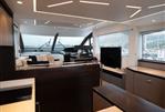 Sunseeker Manhattan 55 - 16 - Galley