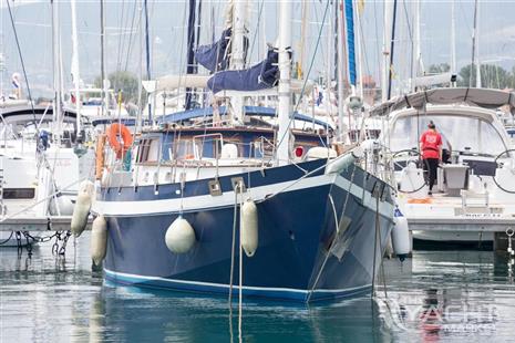  KETCH PILOTHOUSE 49