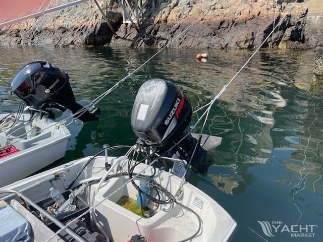 1982 Boston Whaler