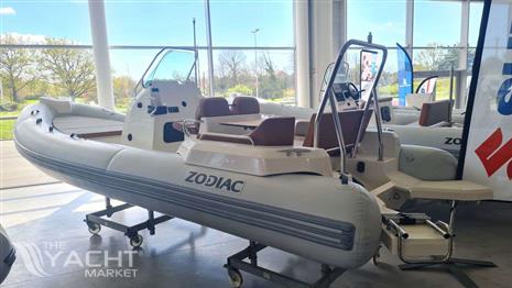 ZODIAC MEDLINE 6.8 NEO