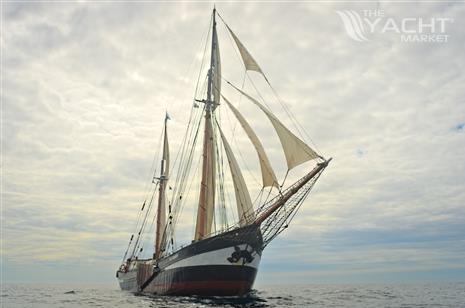 Bodewes Martensbriek Schooner aak