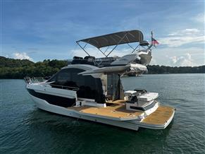 Galeon 400 Fly