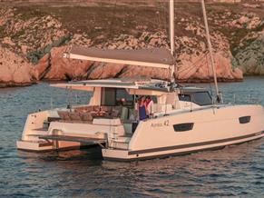 FOUNTAINE PAJOT ASTREA 42