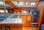 Hunter 410