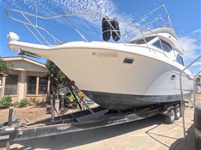 Bayliner 3258 Command Bridge