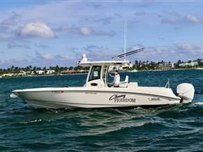 Boston Whaler 320 Outrage