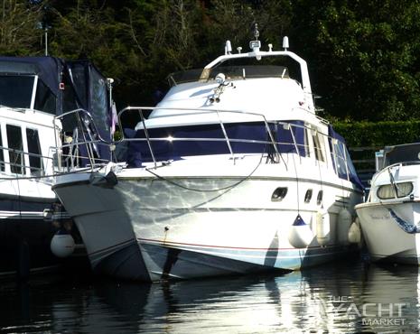 Princess Yachts 35