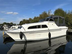 Viking 24 Cockpit Cruiser