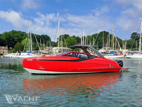 Fairline F33 - Default Image