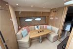 Princess Yachts V42